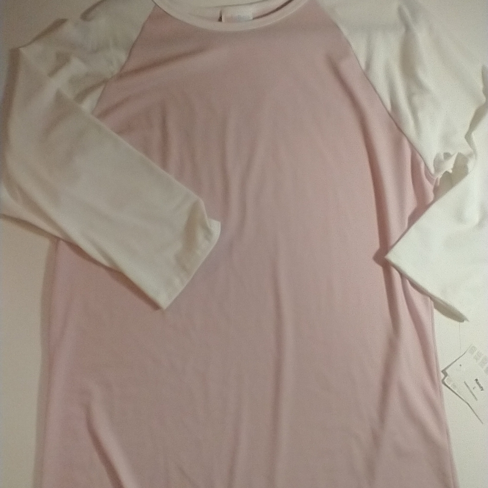 LuLaRoe Randy Tee